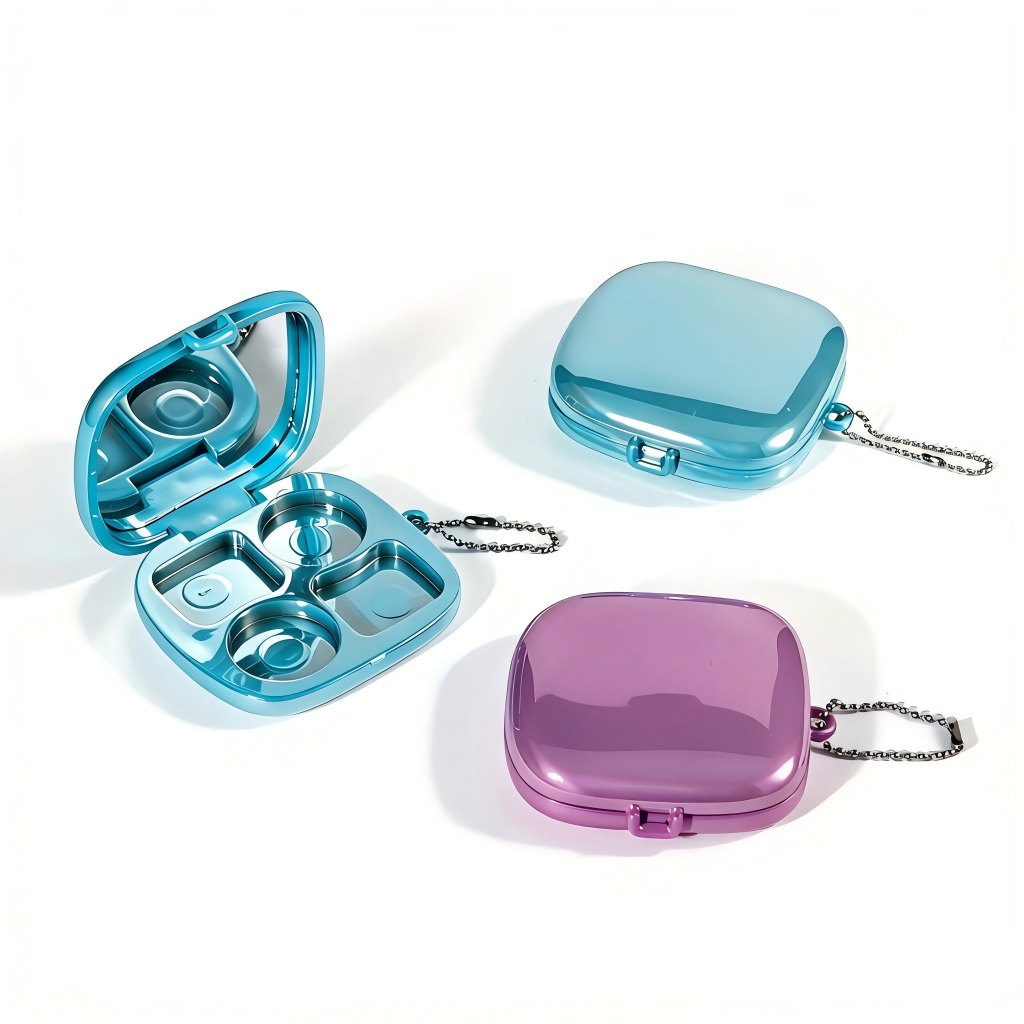 Square 4-Pan Eyeshadow Palette Case with Mirror & Chain | Snap Closure | ABS Plastic | 7ml | In Stock