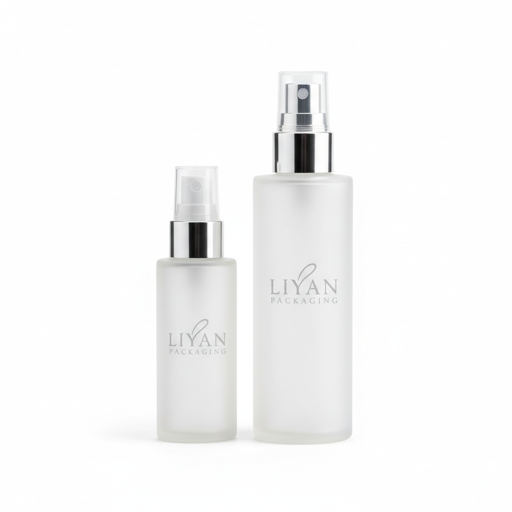 Two LIYAN PACKAGING frosted spray bottles size comparison